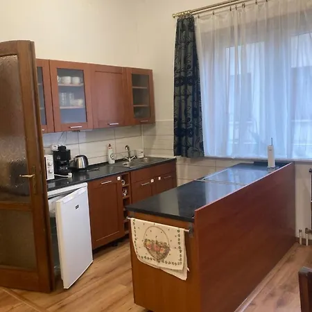 Apartment Cedrus Pecel